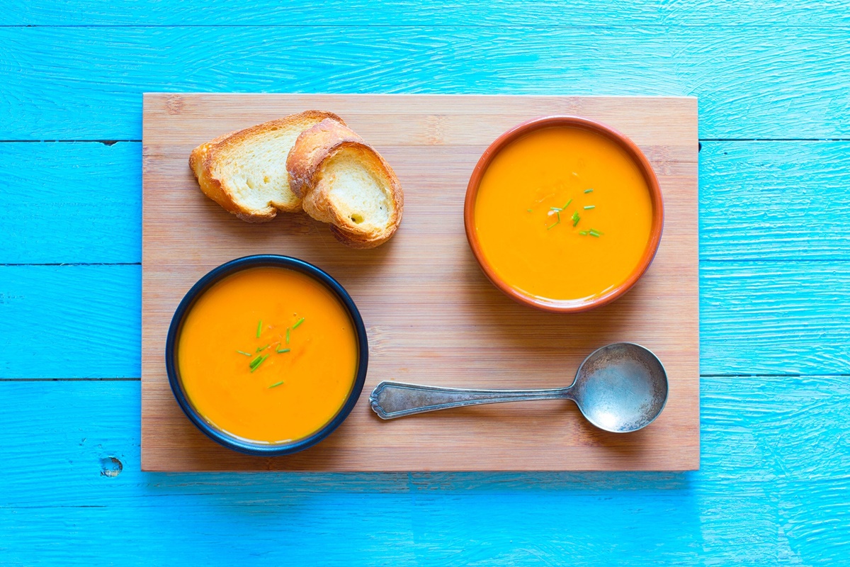 Golden Butternut Squash Soup - super nutritious, delicious, creamy and dairy-free