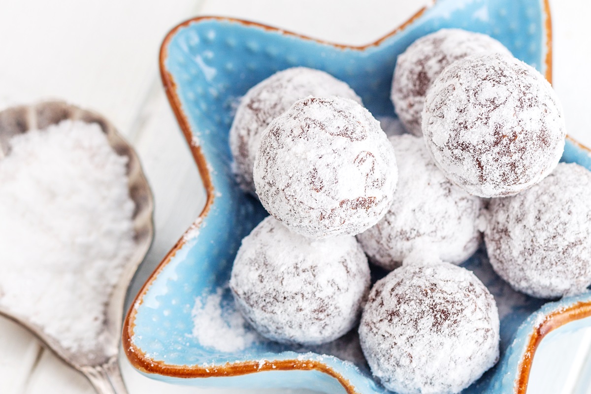 Dairy-Free Cocoa Rum Balls Recipe with Vegan and Gluten-Free Options. Perfect holiday treat. Great for make ahead and gifting.