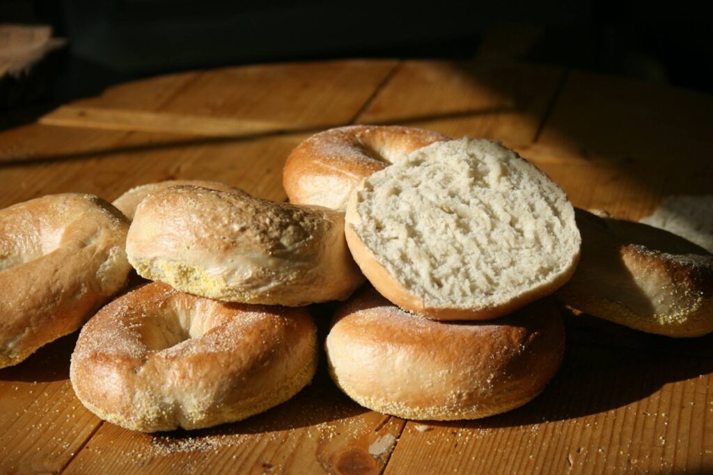 Bake'mmm Bagels - a purely dairy-free line of kosher, organic, bake-at-home bagels from the Bageladies.