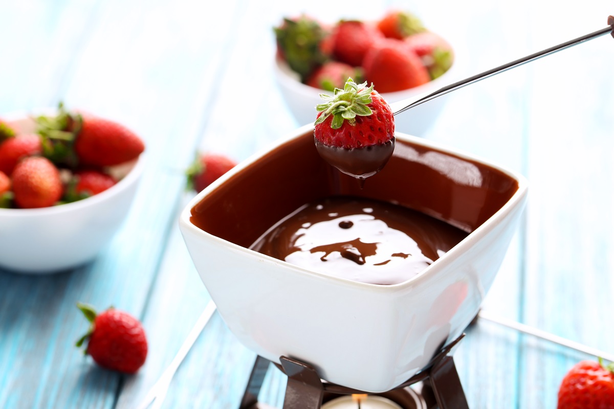 Dairy-Free Chocolate Fondue Recipe (Also vegan and top food allergy-friendly) + 21 Dairy-Free Foods for Dipping!
