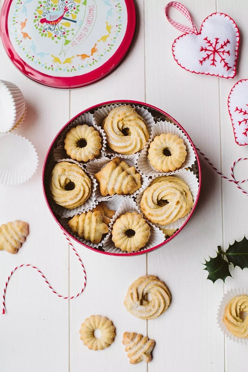 25 Dairy-Free Gifts from the Kitchen that are a Real Homemade Treat (Sweet Recipes with Vegan, Gluten-Free, Nut-Free, and Soy-Free Options!)