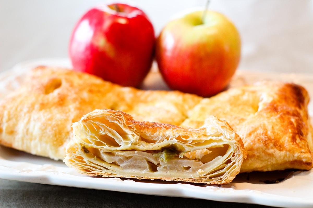 Apple Rhubarb Turnovers Recipe - Easy, Quick, Dairy-Free, Nut-Free and Vegan Optional