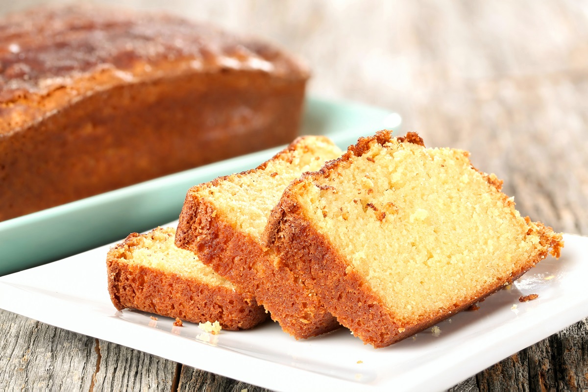 Libby's Vegan Pudding Pound Cake Recipe with Vanilla and Banana Options - no dairy, eggs, nuts, or soy!