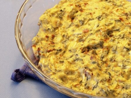 Creamy Dairy-Free and Vegan Spinach and Artichoke Dip