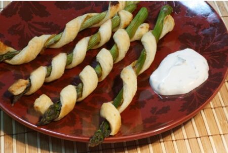 Vegan Bistro Asparagus Appetizer Twists