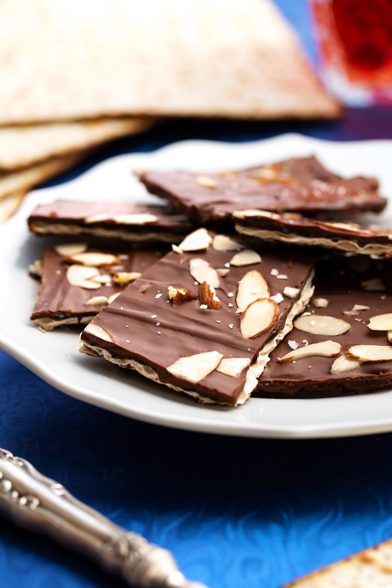 Vegan Matzah Toffee Recipe for Passover and Beyond. Kosher, dairy-free, plant-based, and optionally gluten-free