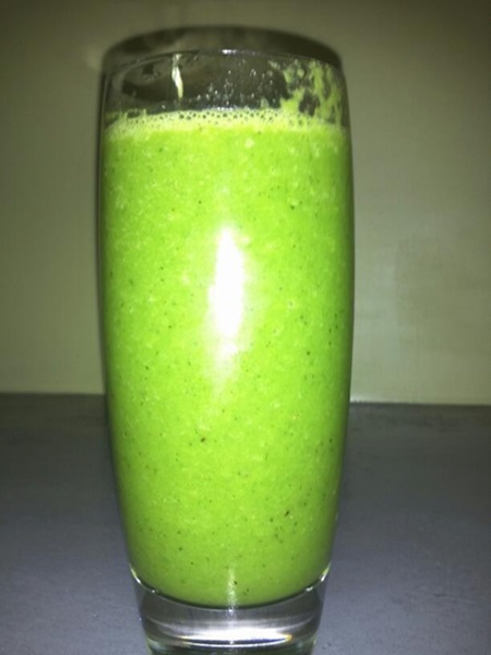 Tropical Kale Smoothie
