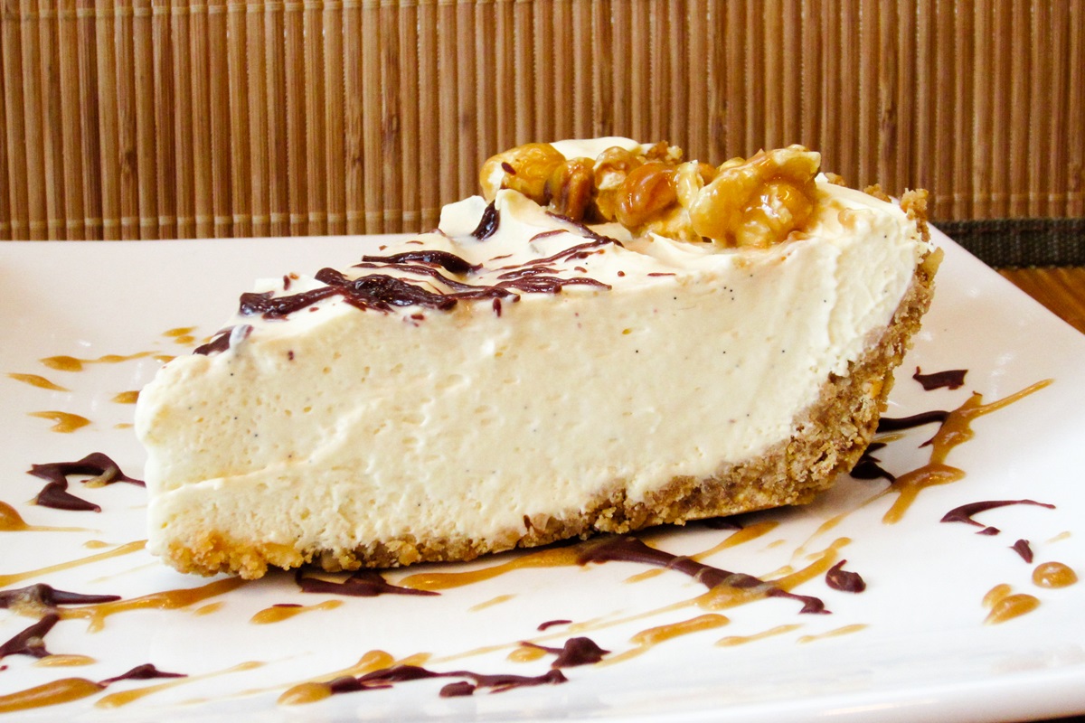 Vegan Cracker Jack Ice Cream Pie with Peanut-Pretzel Crust and Caramel & Chocolate Drizzles - happens to be dairy-free and gluten-free!