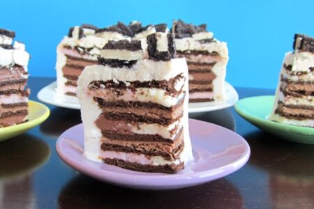 Vegan Ice Cream Sandwich Cake with Vanilla Whip Frosting and Chocolate Cream Filling (dairy-free recipe)
