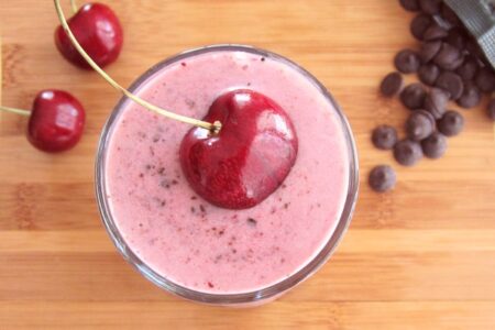 Cherry Chocolate Chip Shake - A Creamy, Healthy, Dream! (naturally dairy-free, soy-free, and vegan)