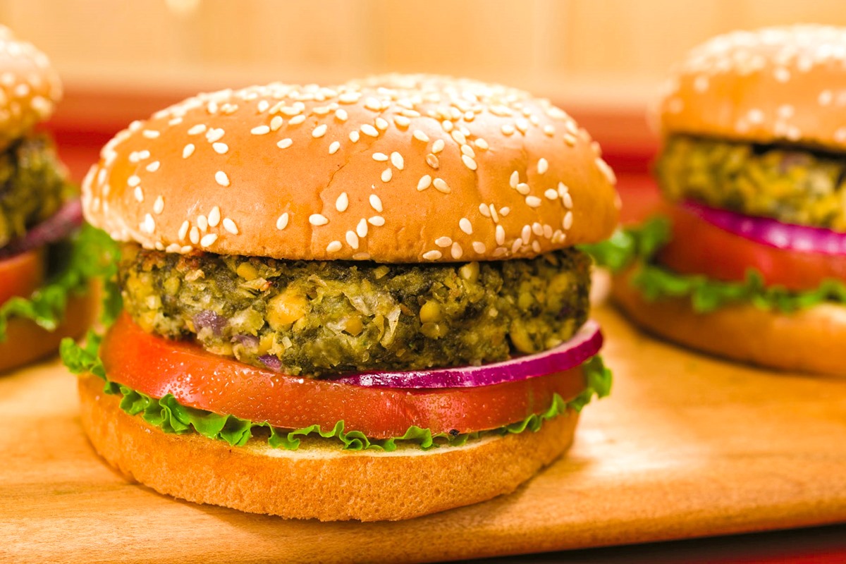 Weekend Vegan Falafel Burger Recipe (Healthy, Vegetarian, Meat-Free & Dairy-Free Meal)