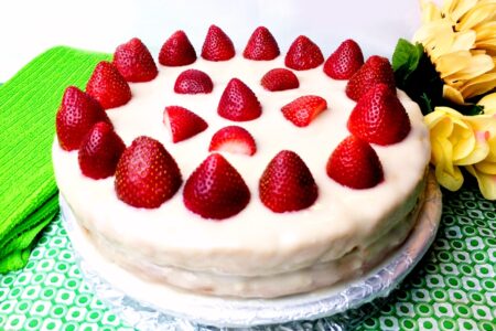 Vegan Strawberry Cream Cake