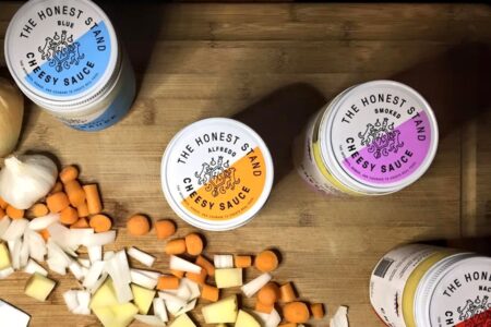 The Honest Stand Cheesy Sauces are paleo, vegan, dairy free and made with 100% natural and organic ingredients. Available in Blue, Alfredo, Nacho and Smoked.