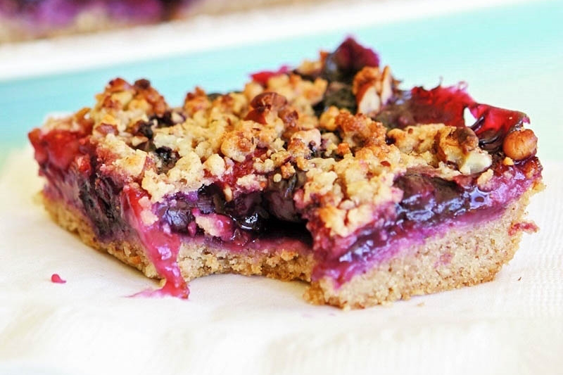 Dairy-Free Berry Pecan Bars with Crumb Topping - healthier version with options for all!