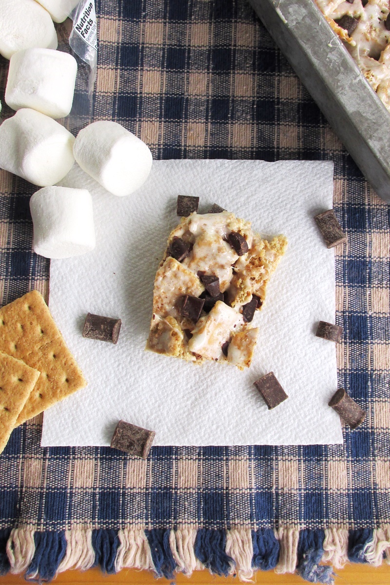 Easy S'mores Bars Recipe! Naturally dairy-free, kid-friendly & summer-ready