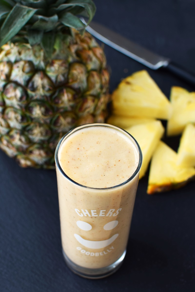 Pineapple Ginger Smoothie Recipe for a Good Belly! (dairy-free, vegan)