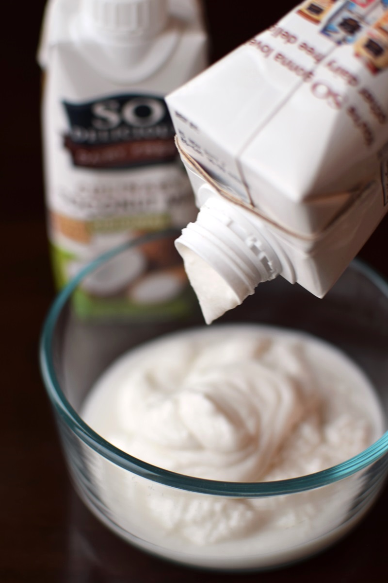 What is Coconut Milk - Quick Guide and Reference to the Beverage, Lite, Regular and Cream