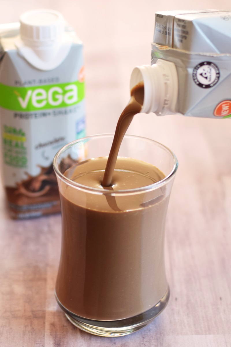 Vega Protein+ Shakes Review - plant-based, gluten-free, vegan, dairy-free (Chocolate and Vanilla)