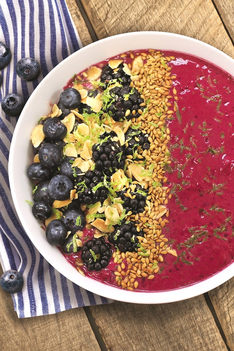 Black & Blue Berry Smoothie Bowl Recipe with Avocado! Dairy-free, vegan, and allergy-friendly