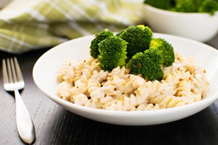 Vegan Walnut Cream Pasta Recipe with Bodacious Broccoli - a sample quick and easy dinner from the Jazzy Vegetarian's Deliciously Vegan