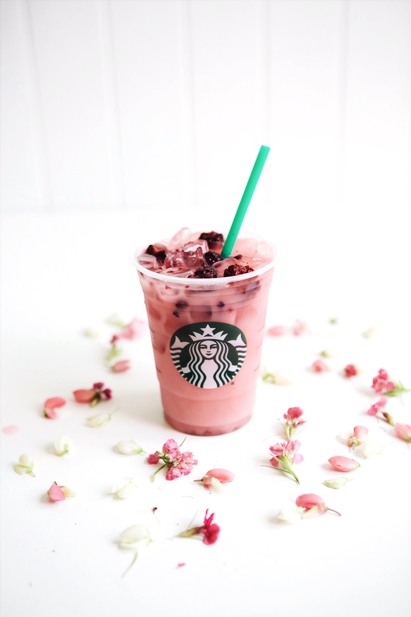 Starbucks: The Complete Guide to Dairy-Free and Vegan Options