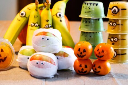 7 Healthy Fruit Halloween Snacks You Can Pack (Crafty with Kids!) - All vegan, gluten-free, and top food allergy-friendly. Nutritious, fun Halloween Project with Kids