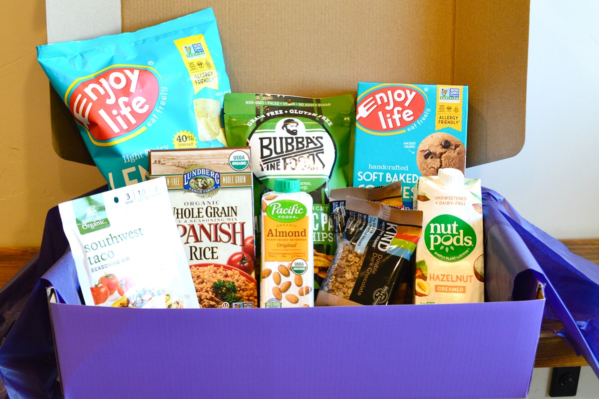 Be Free Co. is the first subscription box created specifically for the dairy-free consumer. It includes dairy-free snacks, goodies, pantry items, meal helpers, and more each month. They also offer a dairy-free and gluten-free box and vegan / plant-based boxes.