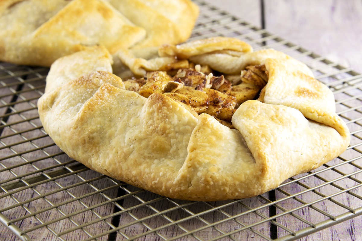 Dairy-Free Apple Cinnamon Crostata Recipe - SO easy! Includes shortcuts and options for sugar-free, unrefined sweeteners, vegan, gluten-free, nut-free, and soy-free