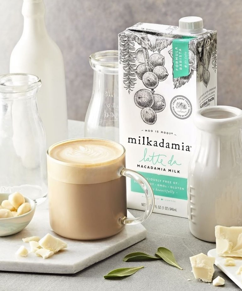 Milkadamia Barista Milk Review and Info - designed as a dairy-free creamer that steams, foams, and works for latte art. We have ingredients, ratings, and more!