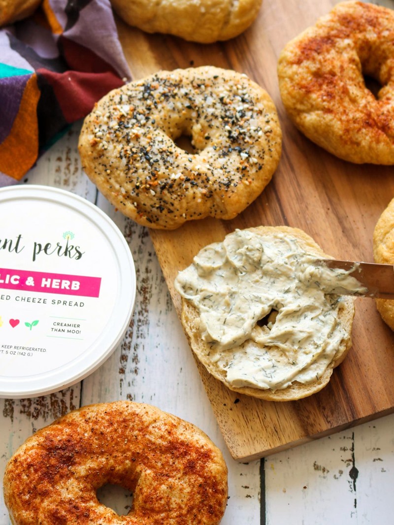 Plant Perks Cheeze Spread Reviews & Info - dairy-free, plant-based, soy-free, gluten-free cheese alternative cultured with probiotics and enriched with MCT oil. Five flavors.