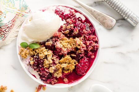 Dairy-Free Blackberry Crisp Recipe that's Blissfully Butterless & Allergy Friendly - naturally gluten-free, plant-based, and healthier, but still a delicious treat! Uses fresh berries.