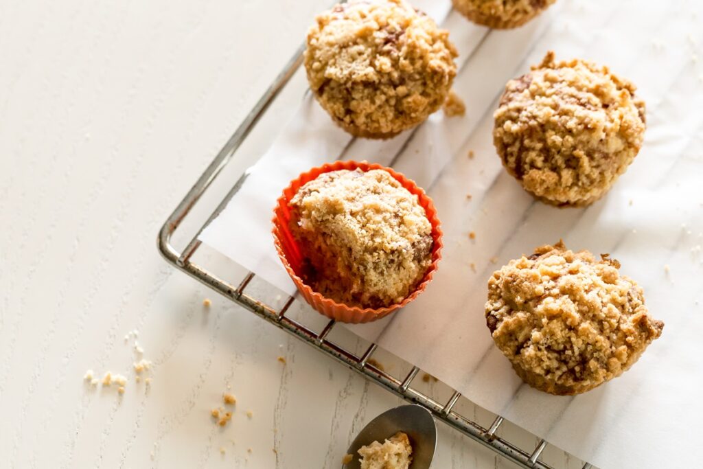 Vegan Apple Crumb Muffins Recipe - a farmstand favorite!