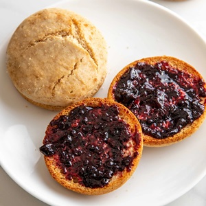 Guide to Dairy-Free English Muffin Brands and Recipes - includes dozens of wheat based and gluten-free options. 
